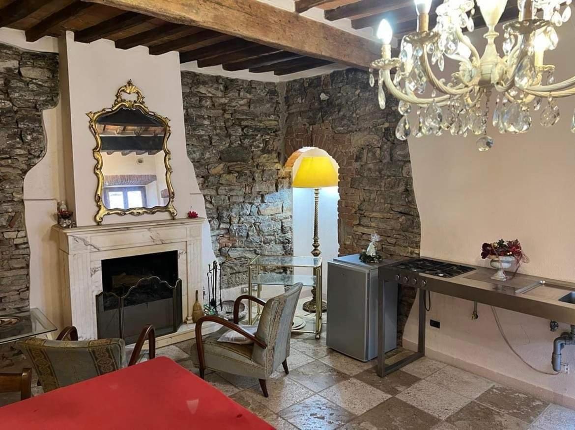 La Piazzetta Toscana B&B Campiglia Marittima Exterior foto